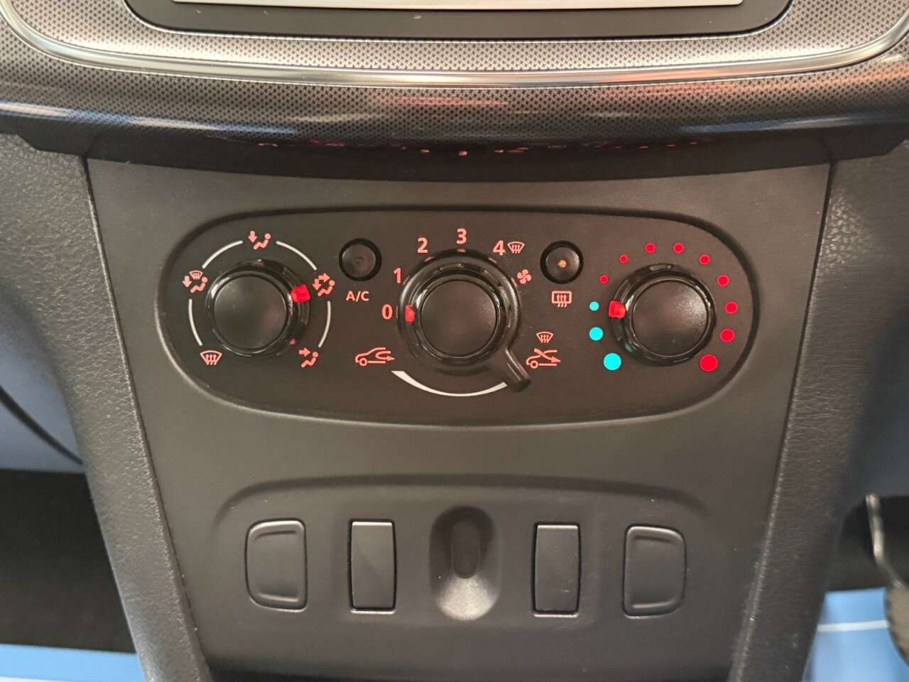 2018 DACIA SANDERO STEPWAY 2018 DACIA SANDERO STEPWAY