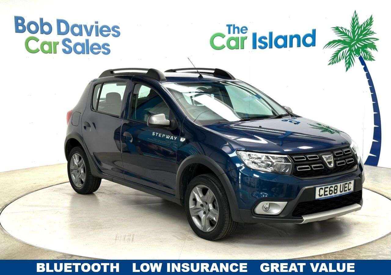 A 2018 DACIA SANDERO STEPWAY 0.9 TCe Essential Hatchback 5dr Petrol Manual Euro 6 (s/s) (90 ps) Bluetoot A 2018 DACIA SANDERO STEPWAY 0.9 TCe Essential Hatchback 5dr Petrol Manual Euro 6 (s/s) (90 ps) Bluetoot