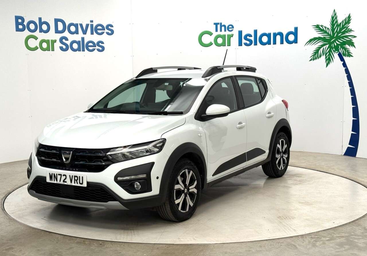 A 2022 DACIA SANDERO STEPWAY 1.0 TCe Prestige Hatchback 5dr Petrol Manual Euro 6 (s/s) (90 ps) SATNAV, M A 2022 DACIA SANDERO STEPWAY 1.0 TCe Prestige Hatchback 5dr Petrol Manual Euro 6 (s/s) (90 ps) SATNAV, M