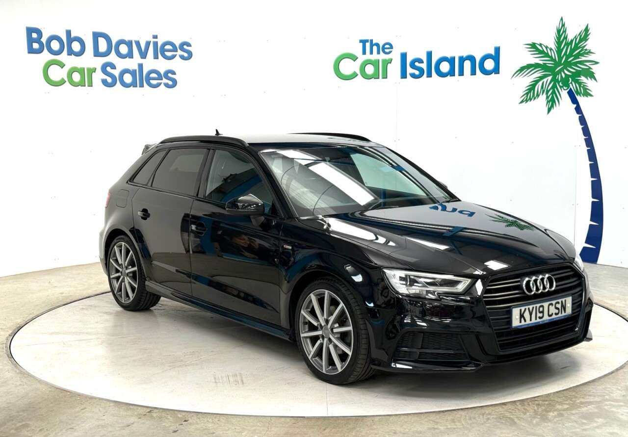 A 2019 AUDI A3 1.5 TFSI CoD 35 Black Edition Sportback 5dr Petrol Manual Euro 6 (s/s) (150 A 2019 AUDI A3 1.5 TFSI CoD 35 Black Edition Sportback 5dr Petrol Manual Euro 6 (s/s) (150