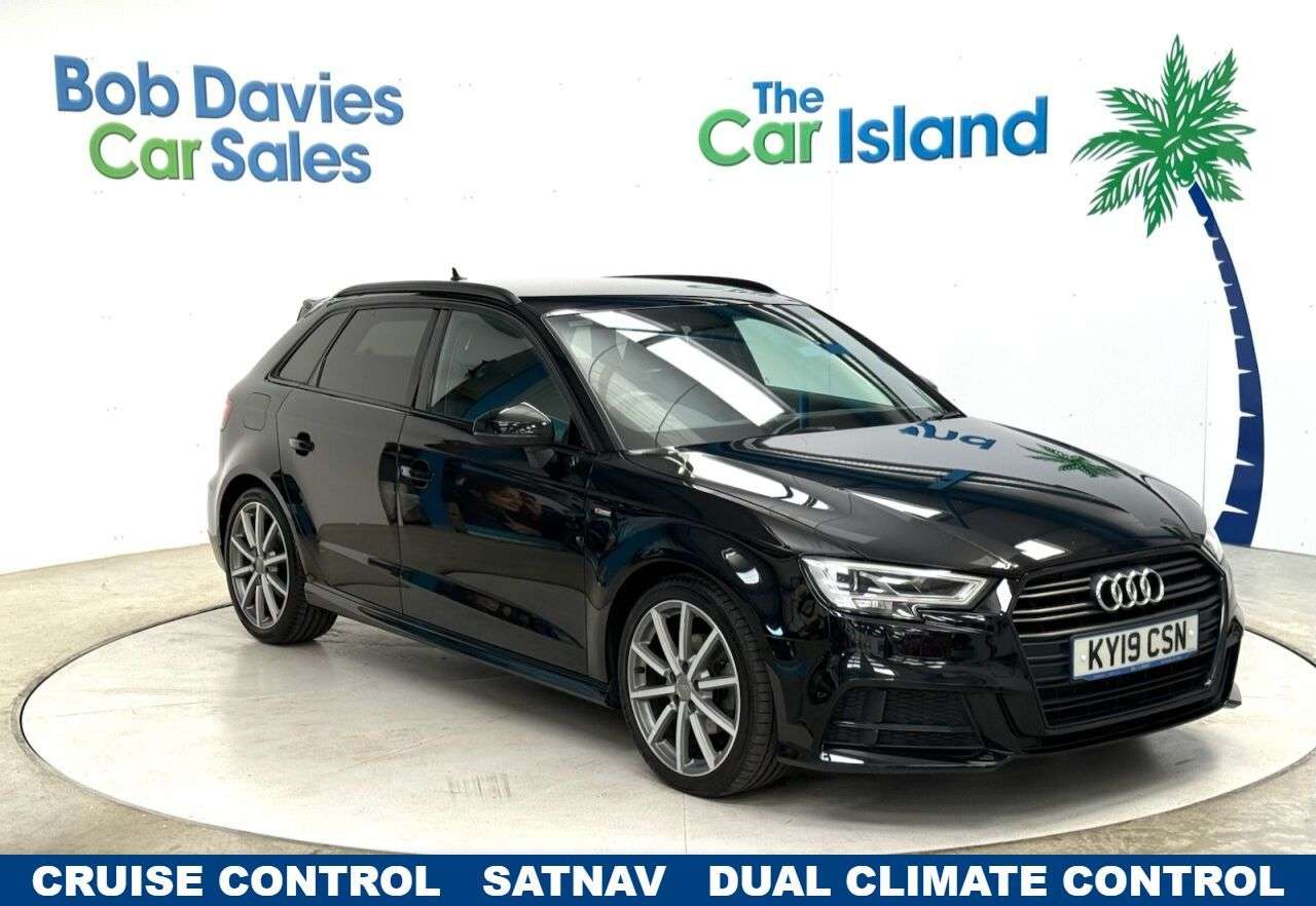 A 2019 AUDI A3 1.5 TFSI CoD 35 Black Edition Sportback 5dr Petrol Manual Euro 6 (s/s) (150 A 2019 AUDI A3 1.5 TFSI CoD 35 Black Edition Sportback 5dr Petrol Manual Euro 6 (s/s) (150