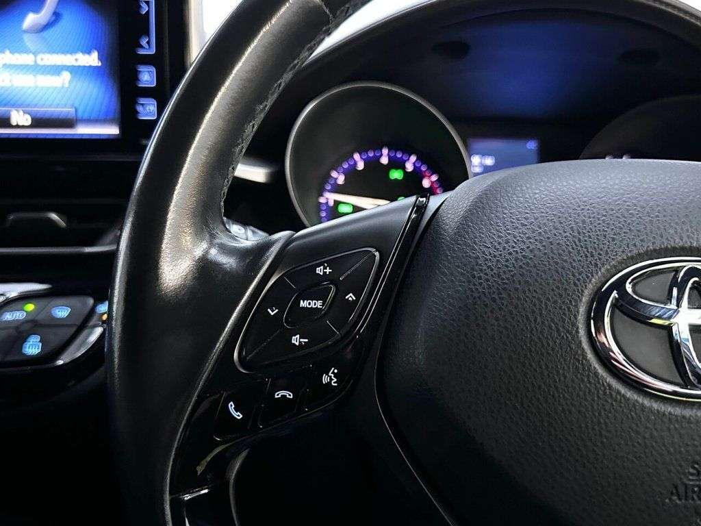 2017 TOYOTA C-HR 2017 TOYOTA C-HR