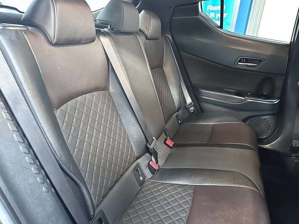 2017 TOYOTA C-HR 2017 TOYOTA C-HR