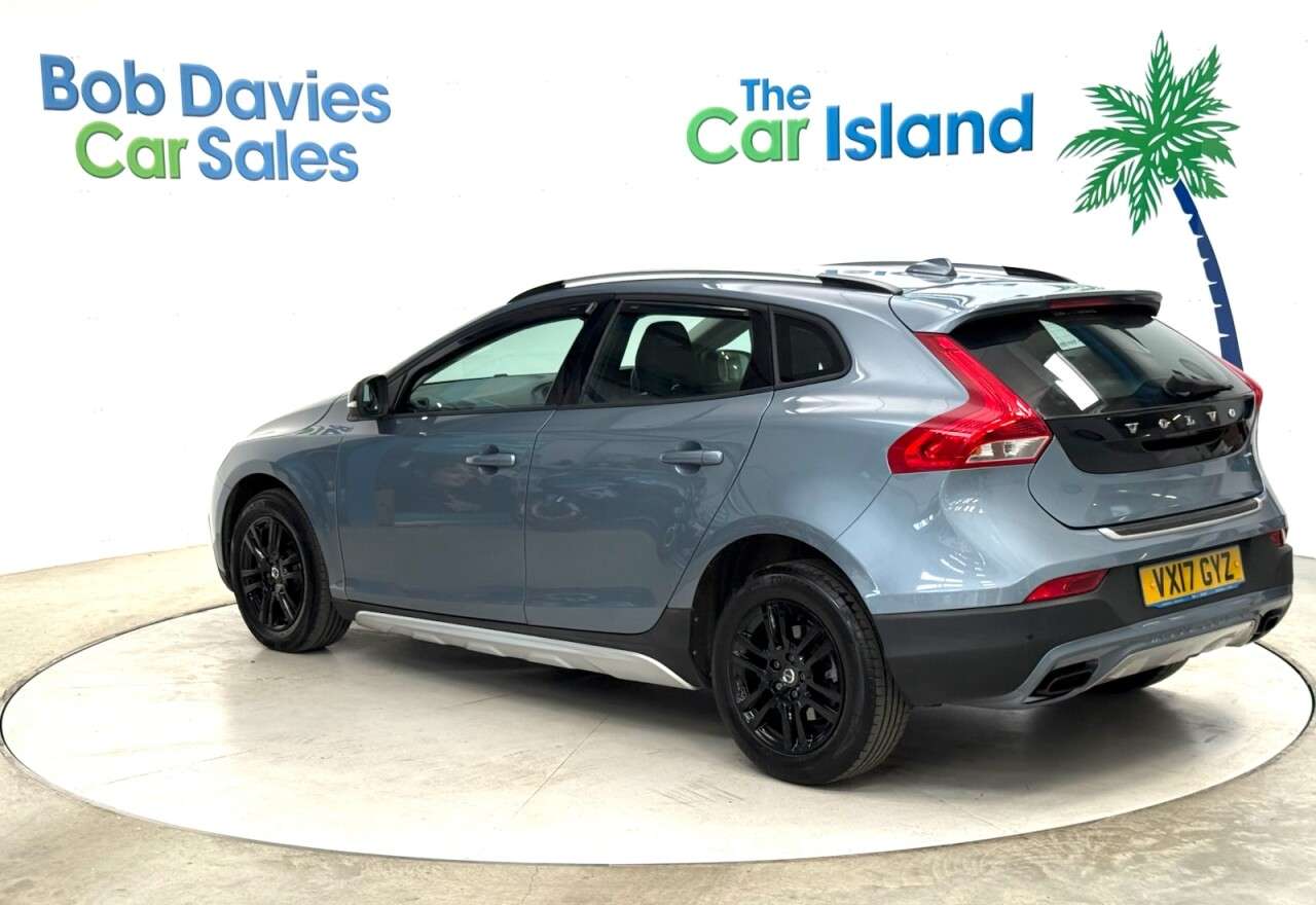2017 VOLVO V40 CROSS COUNTRY 2017 VOLVO V40 CROSS COUNTRY