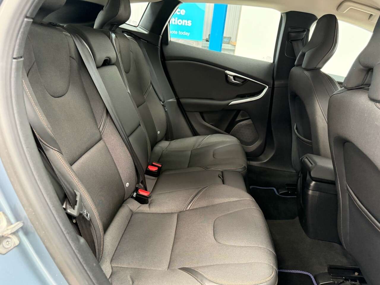 2017 VOLVO V40 CROSS COUNTRY 2017 VOLVO V40 CROSS COUNTRY