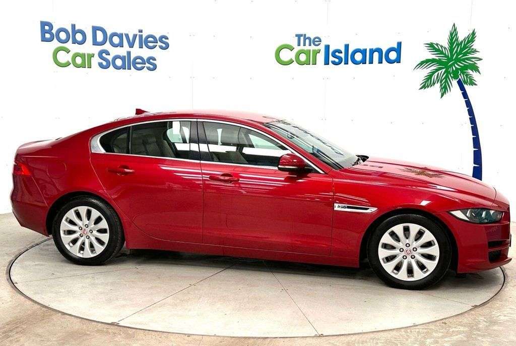 2016 JAGUAR XE 2016 JAGUAR XE