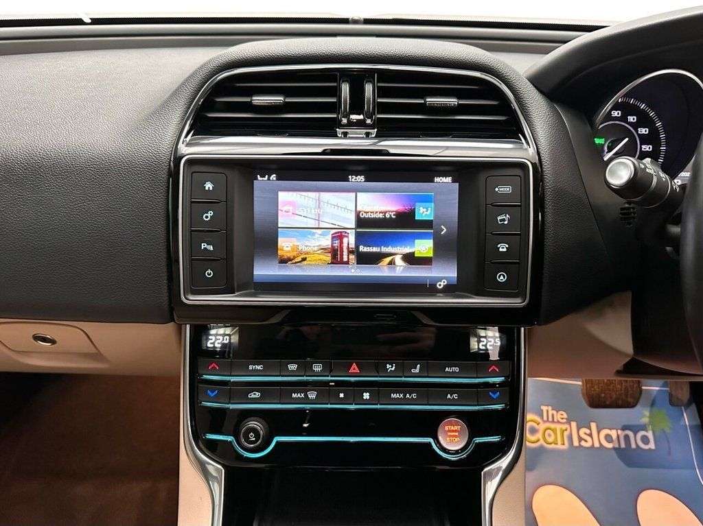 2016 JAGUAR XE 2016 JAGUAR XE