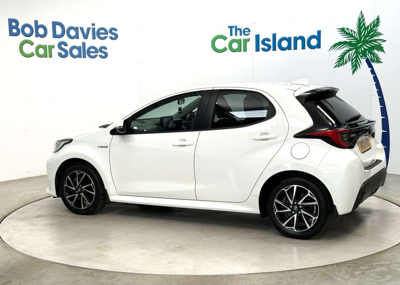 2021 TOYOTA YARIS 2021 TOYOTA YARIS