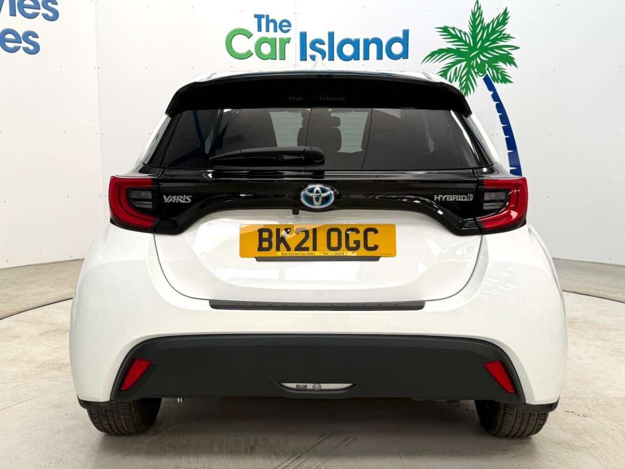 2021 TOYOTA YARIS 2021 TOYOTA YARIS