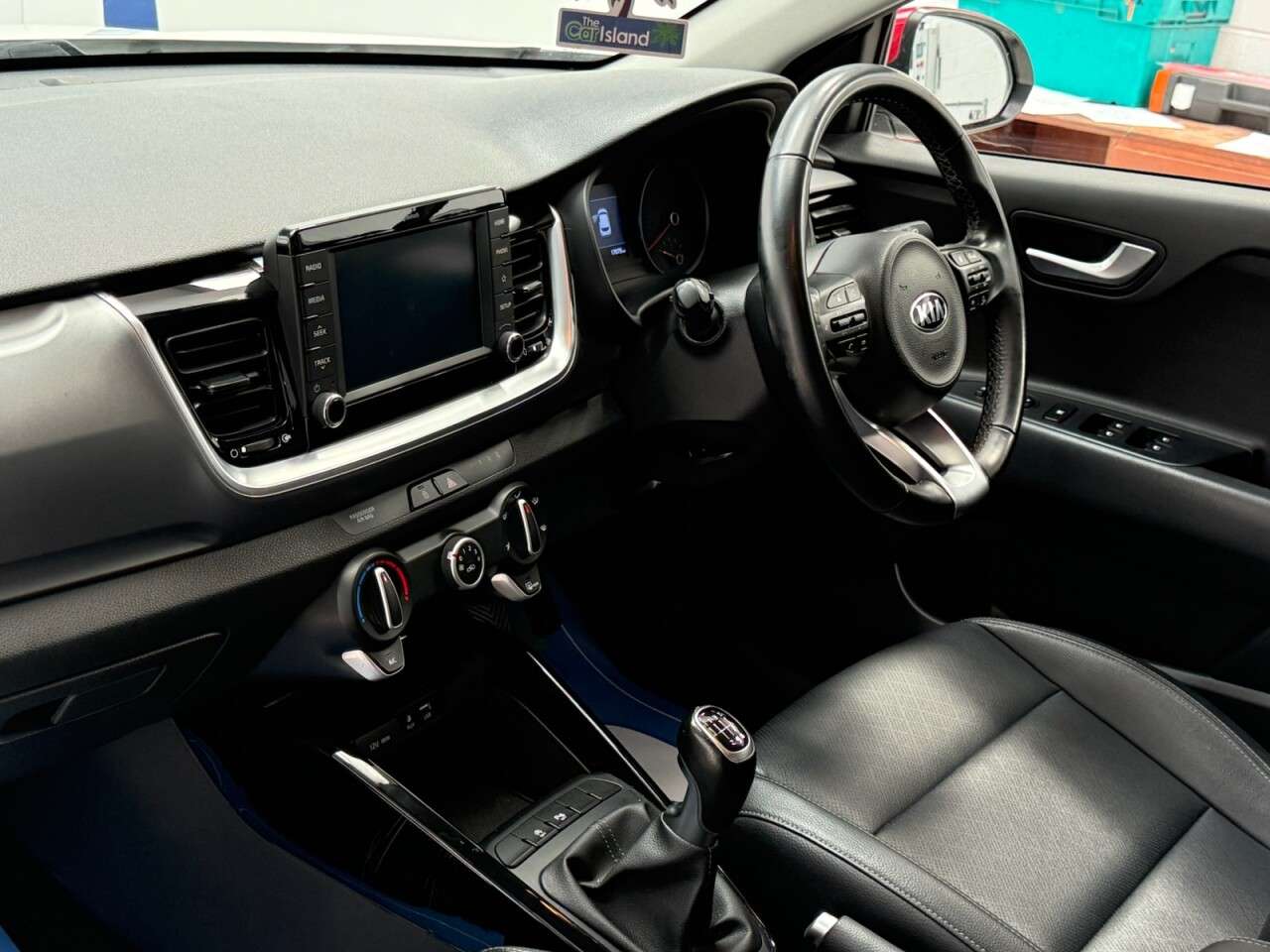 2020 KIA STONIC 2020 KIA STONIC