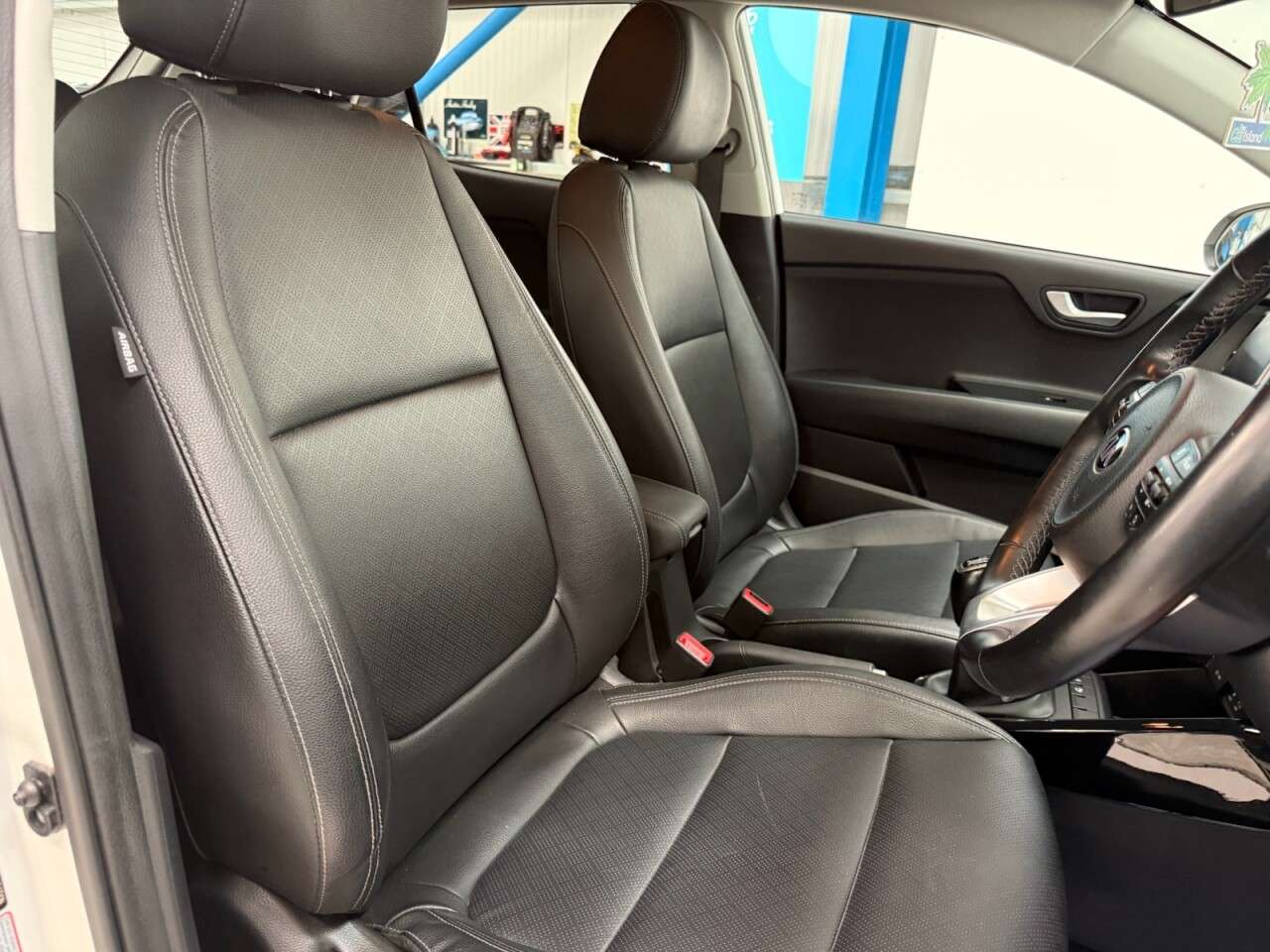 2020 KIA STONIC 2020 KIA STONIC