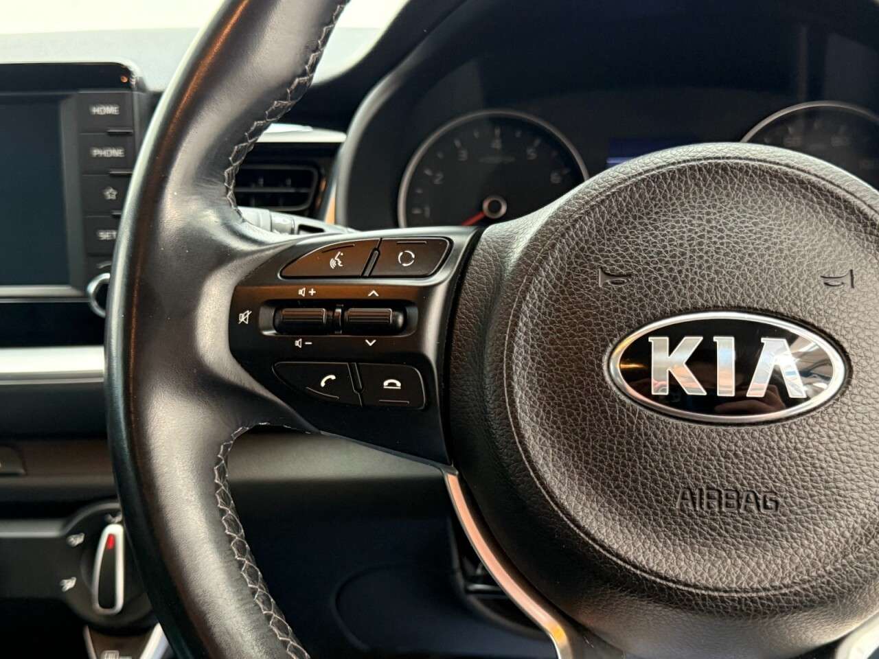 2020 KIA STONIC 2020 KIA STONIC