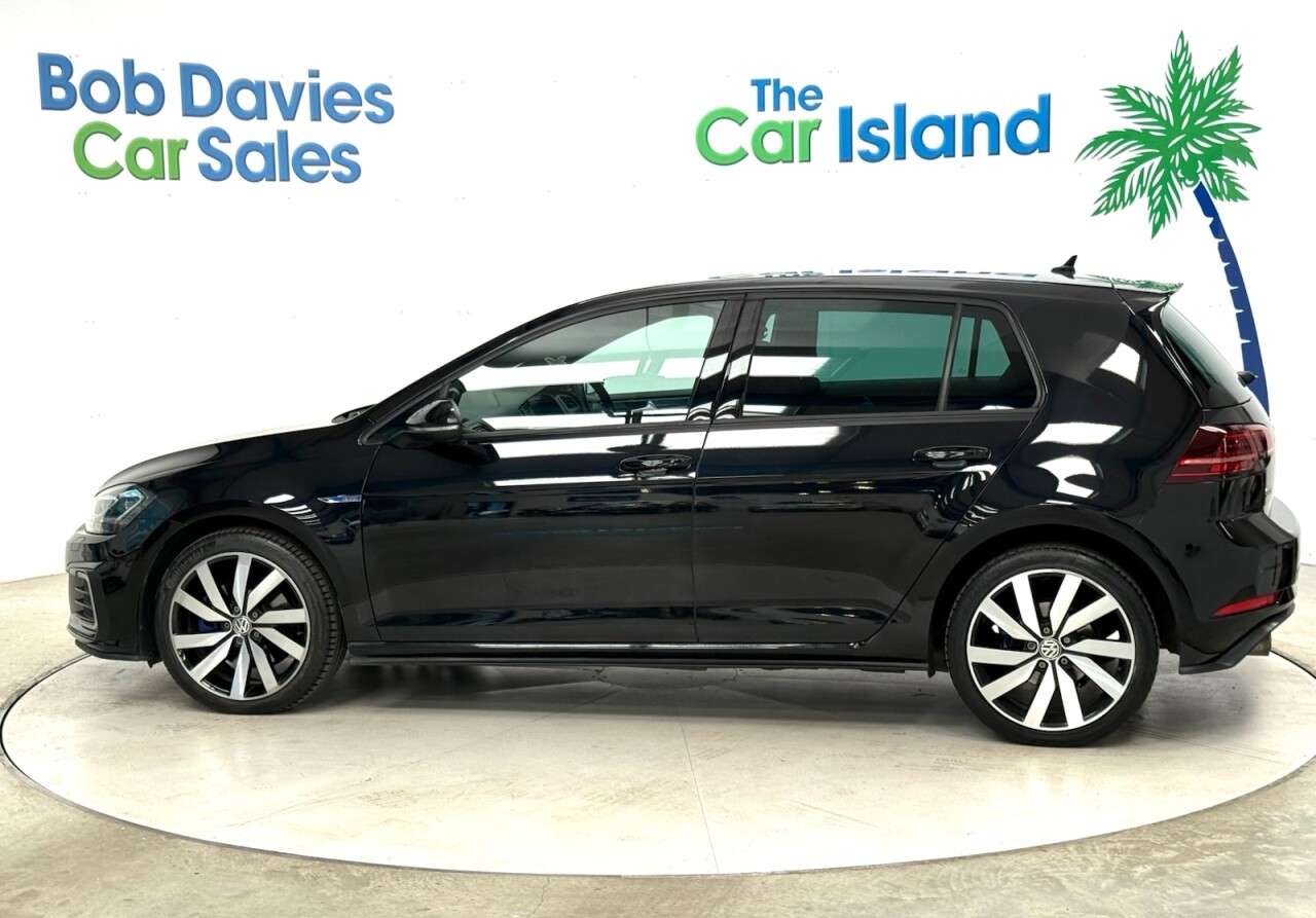 2020 VOLKSWAGEN GOLF 2020 VOLKSWAGEN GOLF