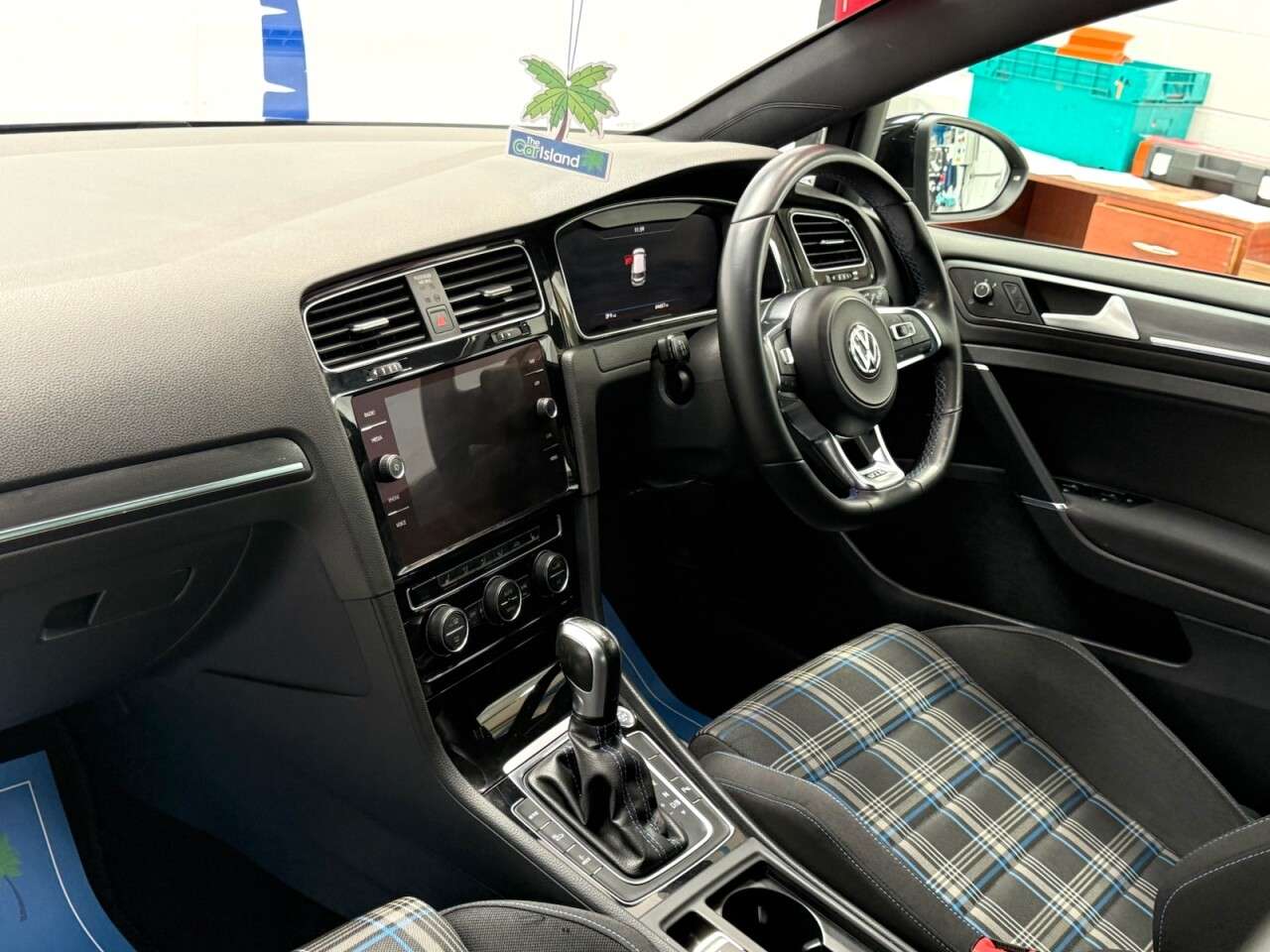 2020 VOLKSWAGEN GOLF 2020 VOLKSWAGEN GOLF