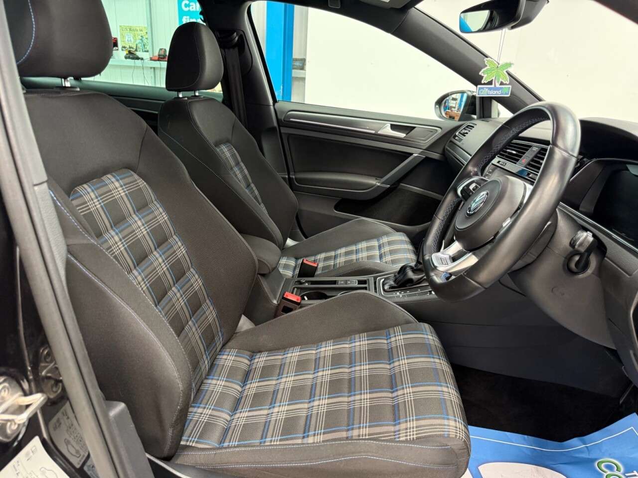 2020 VOLKSWAGEN GOLF 2020 VOLKSWAGEN GOLF