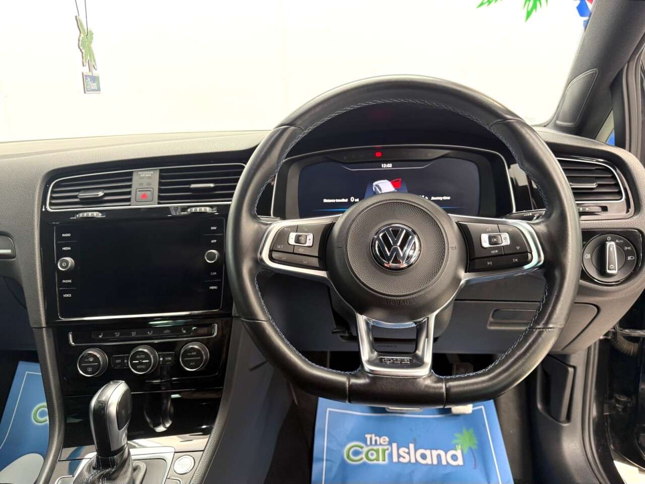 2020 VOLKSWAGEN GOLF 2020 VOLKSWAGEN GOLF