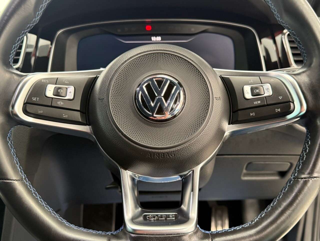 2020 VOLKSWAGEN GOLF 2020 VOLKSWAGEN GOLF