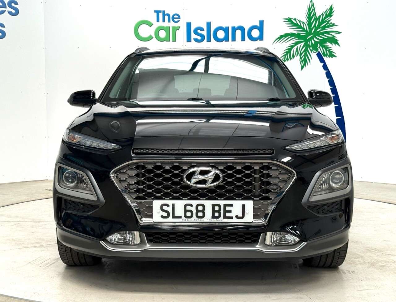 A 2018 HYUNDAI KONA 1.0 T-GDi Blue Drive Premium SE SUV 5dr Petrol Manual Euro 6 (s/s) (120 ps) A 2018 HYUNDAI KONA 1.0 T-GDi Blue Drive Premium SE SUV 5dr Petrol Manual Euro 6 (s/s) (120 ps)