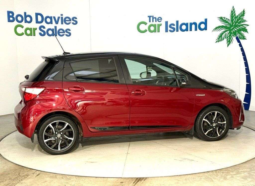 2018 TOYOTA YARIS 2018 TOYOTA YARIS