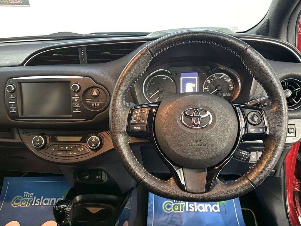 2018 TOYOTA YARIS 2018 TOYOTA YARIS