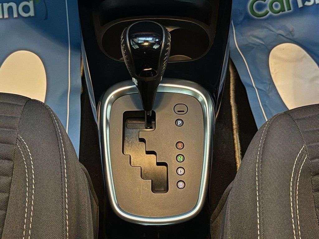 2018 TOYOTA YARIS 2018 TOYOTA YARIS