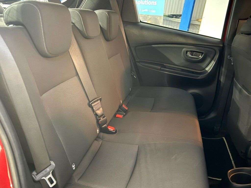 2018 TOYOTA YARIS 2018 TOYOTA YARIS