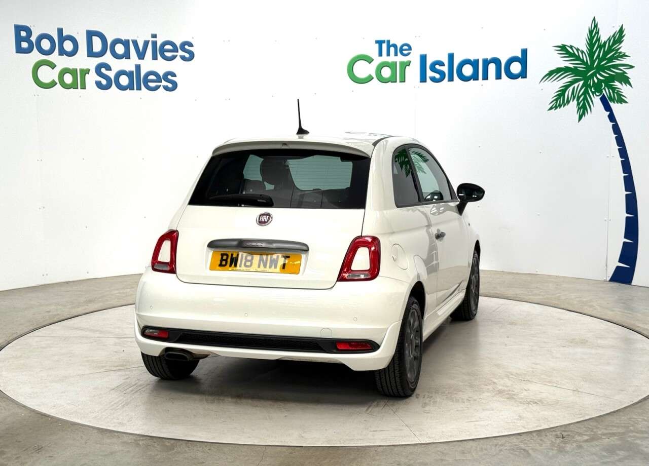 2018 FIAT 500 2018 FIAT 500