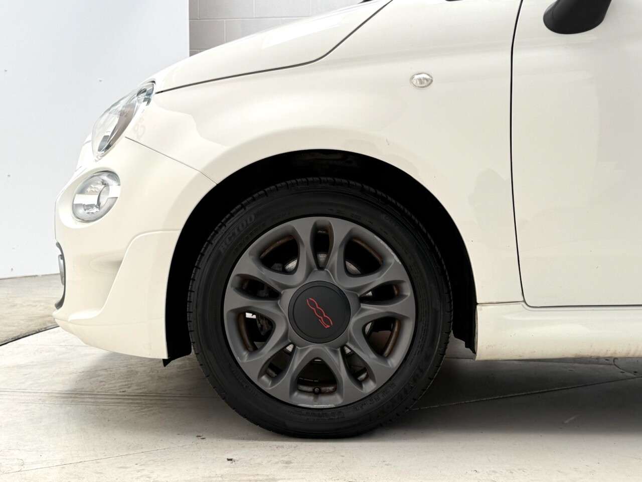 2018 FIAT 500 2018 FIAT 500