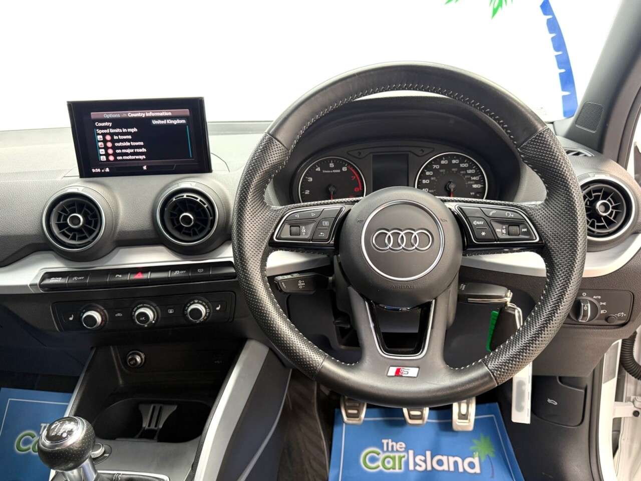 2020 AUDI Q2 2020 AUDI Q2