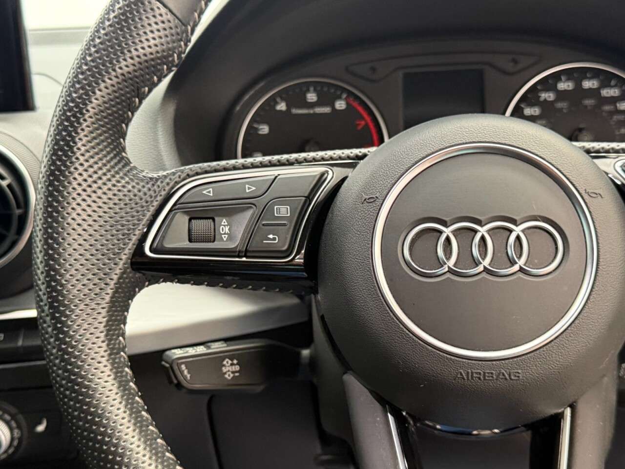 2020 AUDI Q2 2020 AUDI Q2
