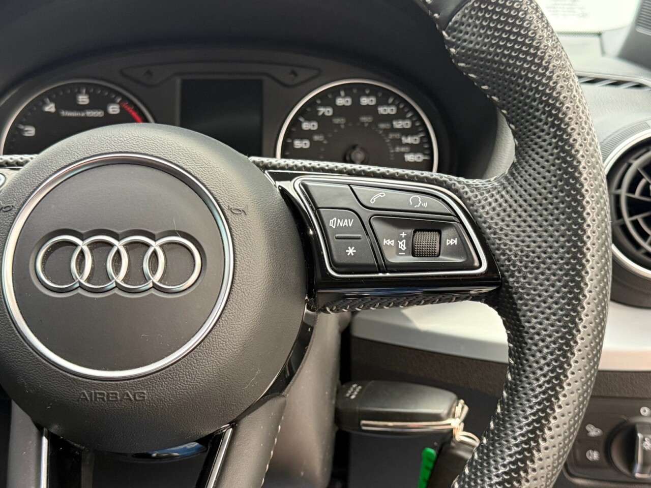 2020 AUDI Q2 2020 AUDI Q2