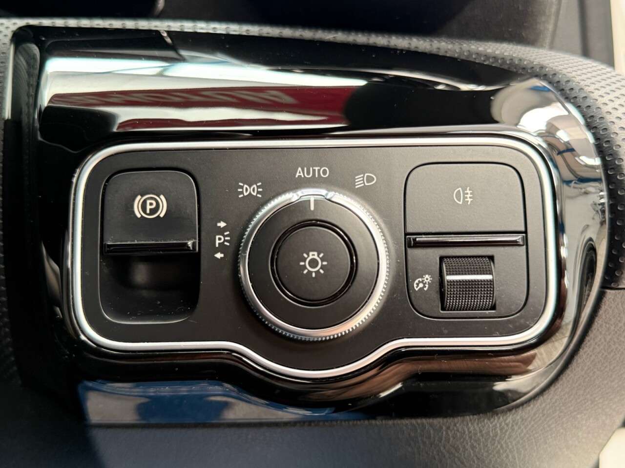 2019 MERCEDES-BENZ A CLASS 2019 MERCEDES-BENZ A CLASS