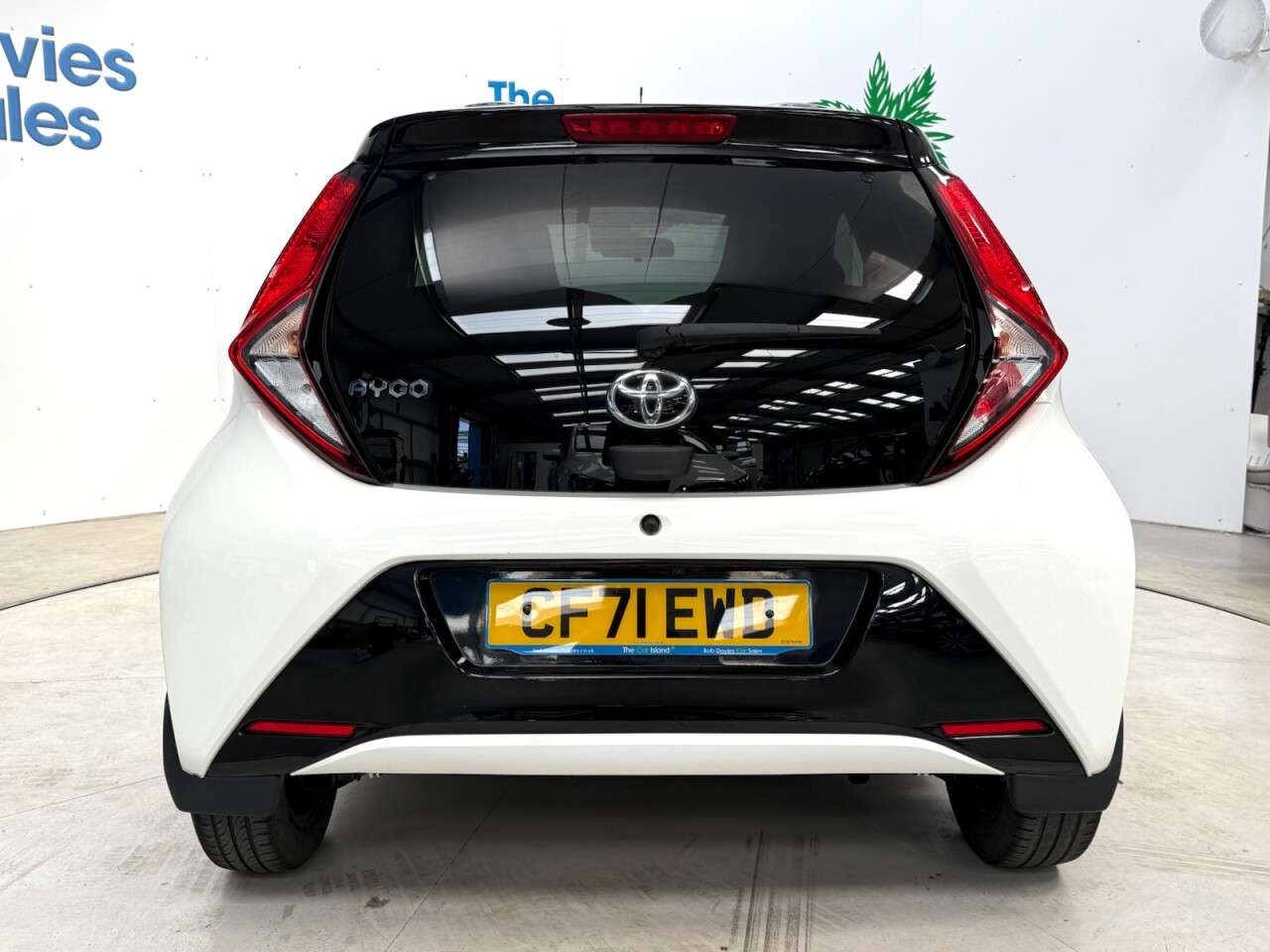 2021 TOYOTA AYGO 2021 TOYOTA AYGO