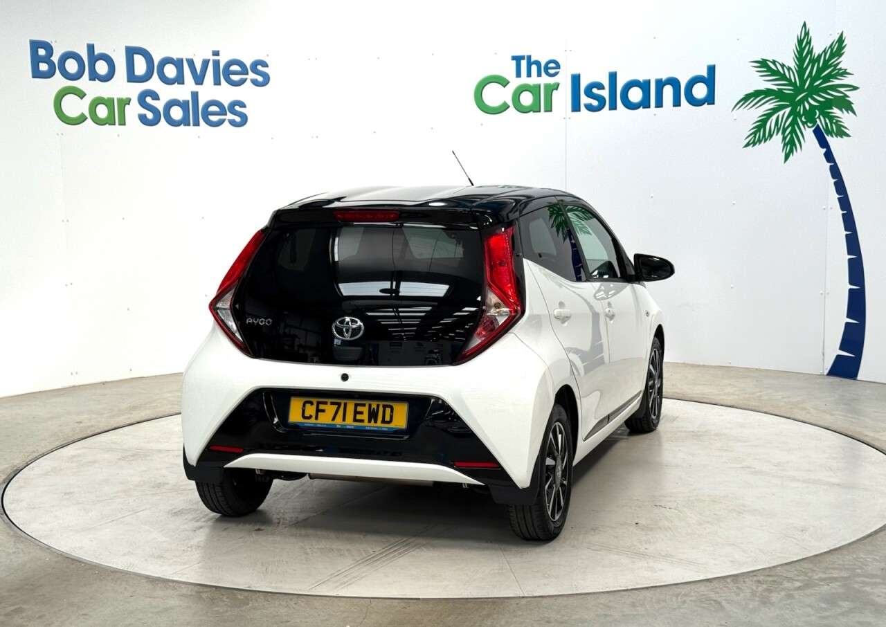 2021 TOYOTA AYGO 2021 TOYOTA AYGO
