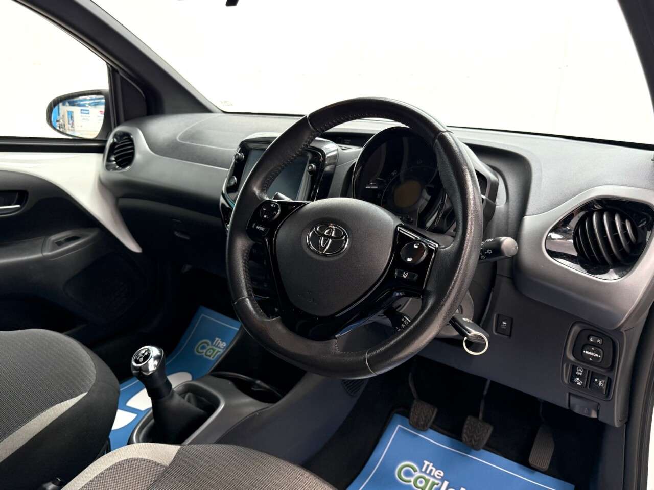 2021 TOYOTA AYGO 2021 TOYOTA AYGO