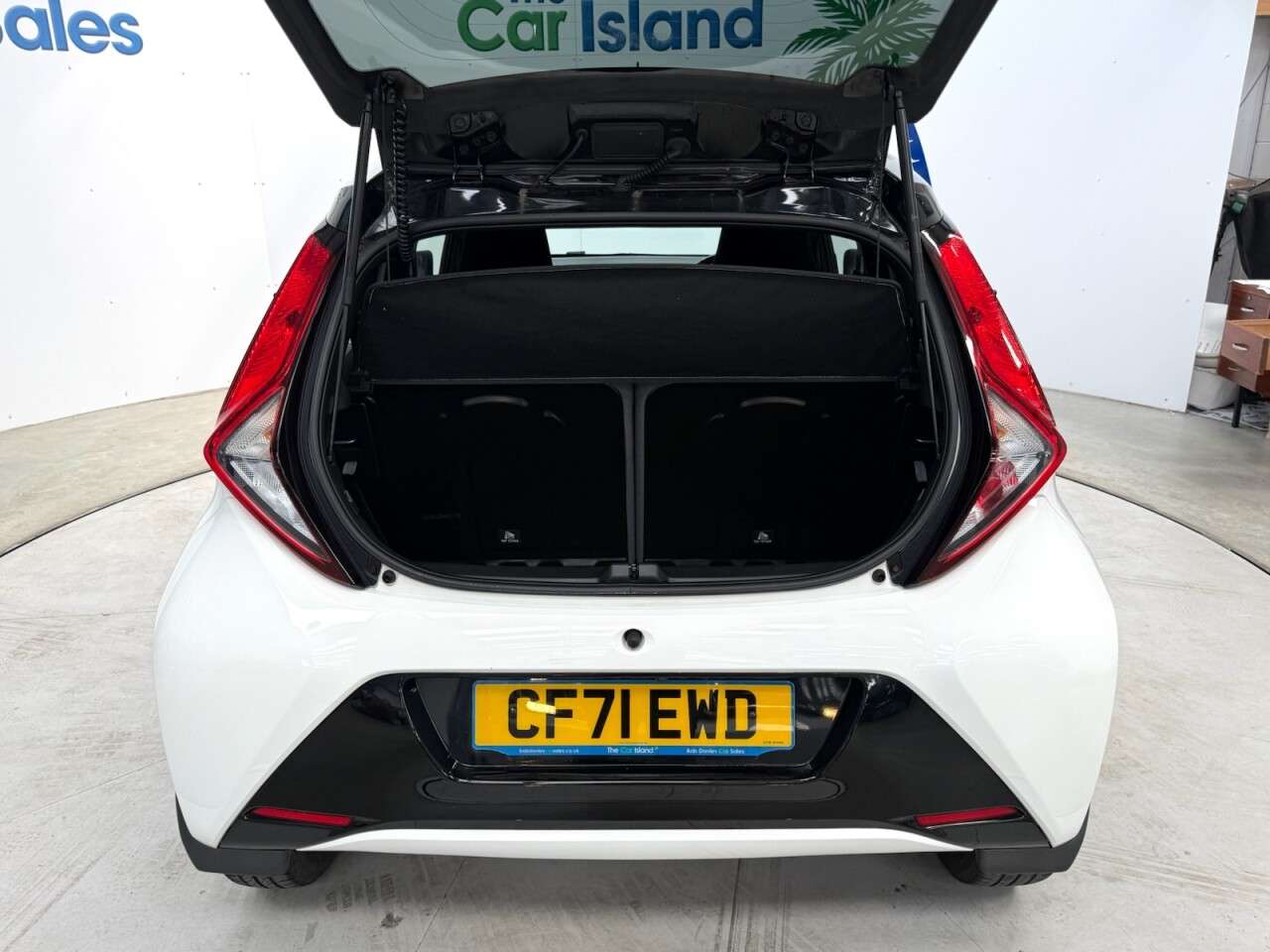 2021 TOYOTA AYGO 2021 TOYOTA AYGO