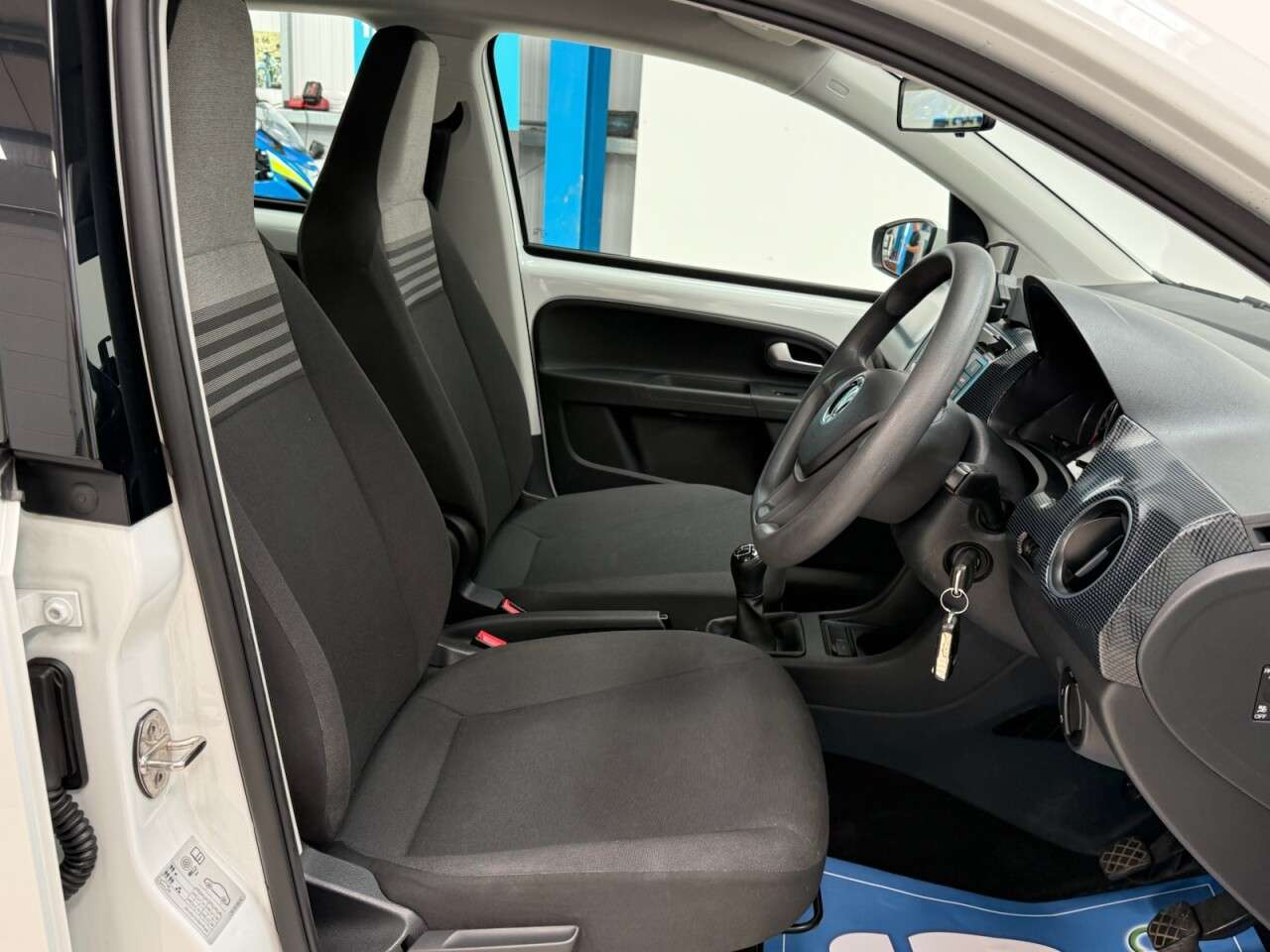2021 VOLKSWAGEN UP! 2021 VOLKSWAGEN UP!