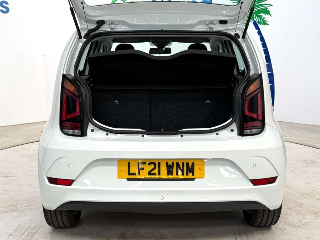 2021 VOLKSWAGEN UP! 2021 VOLKSWAGEN UP!