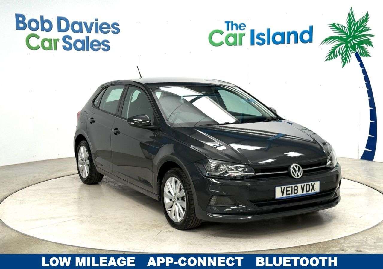 A 2018 VOLKSWAGEN POLO 1.0 TSI SE Hatchback 5dr Petrol Manual Euro 6 (s/s) (95 ps) Front & Rear Pa A 2018 VOLKSWAGEN POLO 1.0 TSI SE Hatchback 5dr Petrol Manual Euro 6 (s/s) (95 ps) Front & Rear Pa