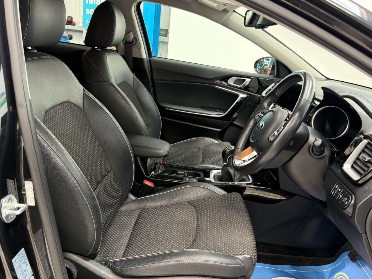 2020 KIA XCEED 2020 KIA XCEED