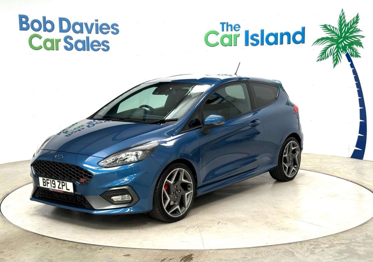 A 2019 FORD FIESTA 1.5T EcoBoost ST-2 Hatchback 3dr Petrol Manual Euro 6 (s/s) (200 ps) Heated A 2019 FORD FIESTA 1.5T EcoBoost ST-2 Hatchback 3dr Petrol Manual Euro 6 (s/s) (200 ps) Heated