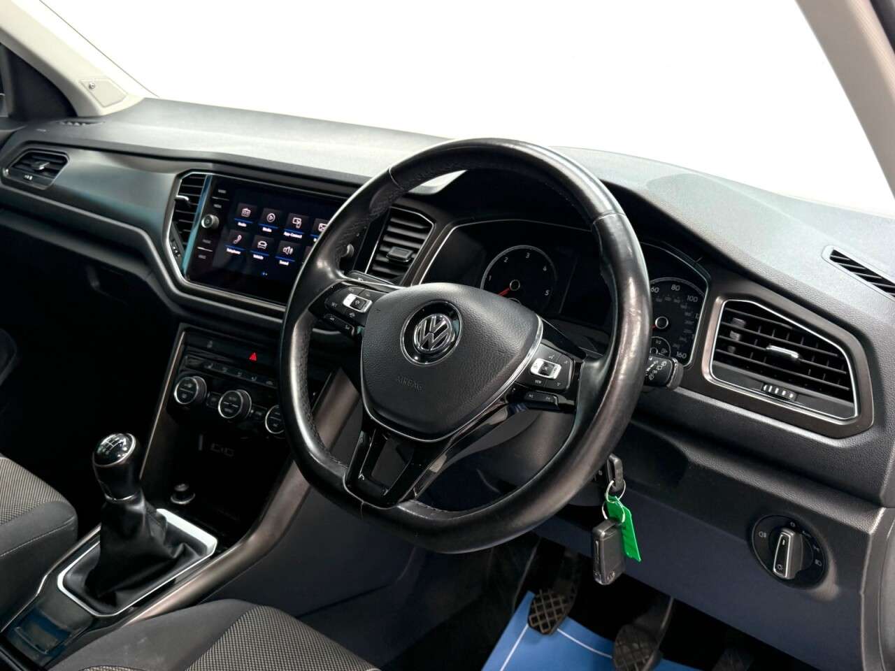 2019 VOLKSWAGEN T-ROC 2019 VOLKSWAGEN T-ROC