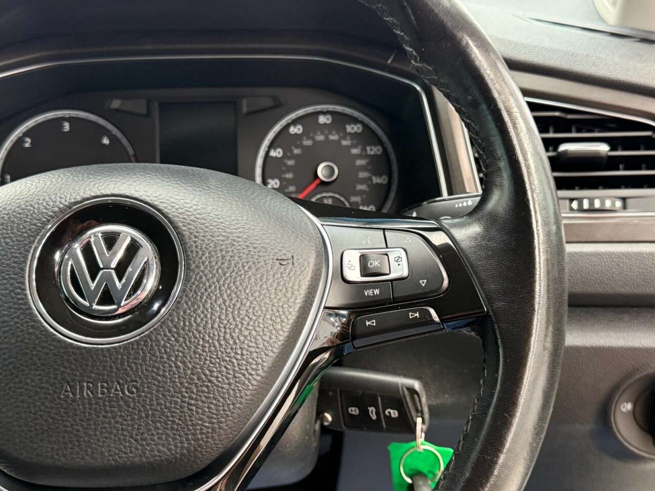 2019 VOLKSWAGEN T-ROC 2019 VOLKSWAGEN T-ROC