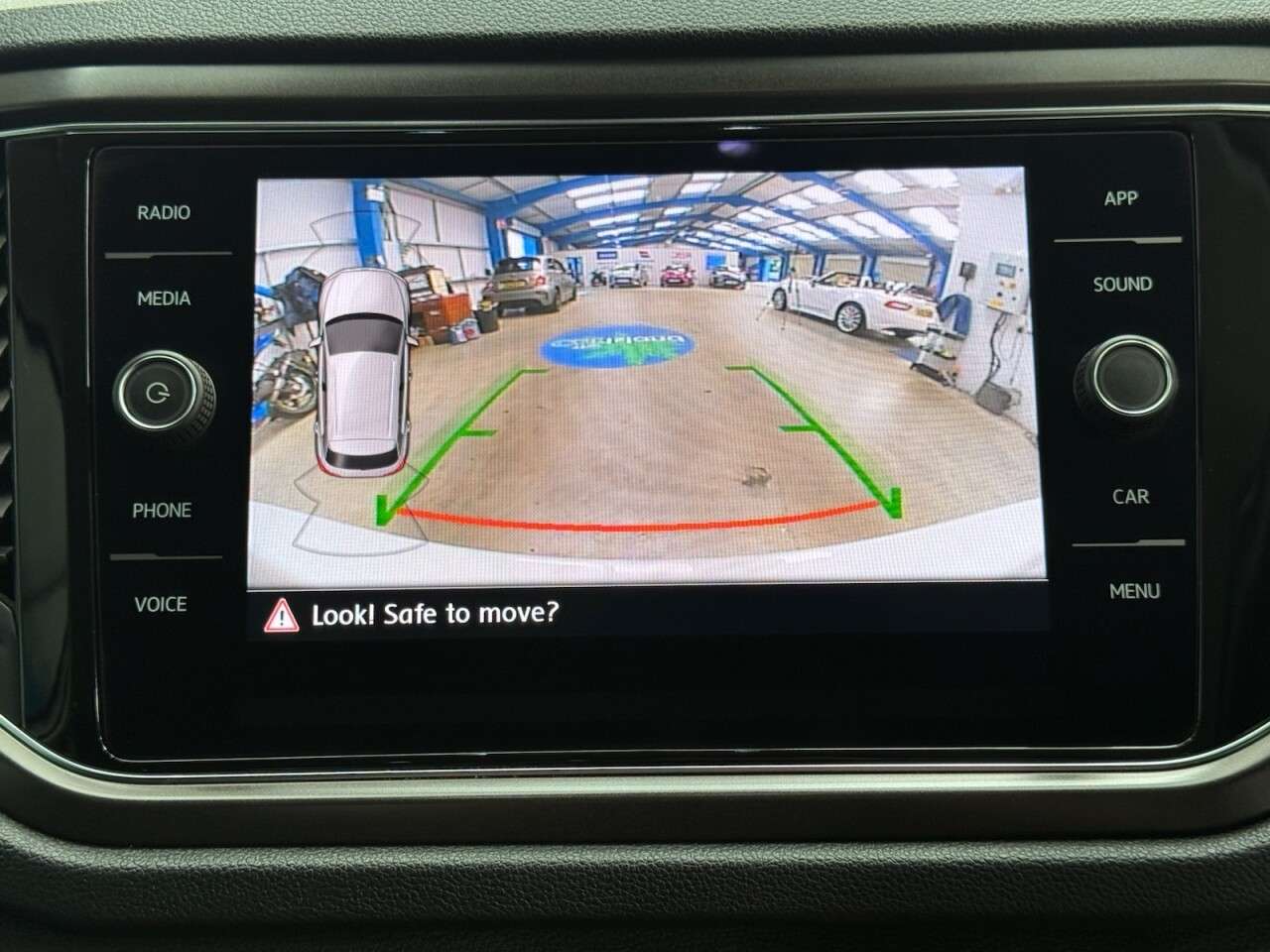 2019 VOLKSWAGEN T-ROC 2019 VOLKSWAGEN T-ROC
