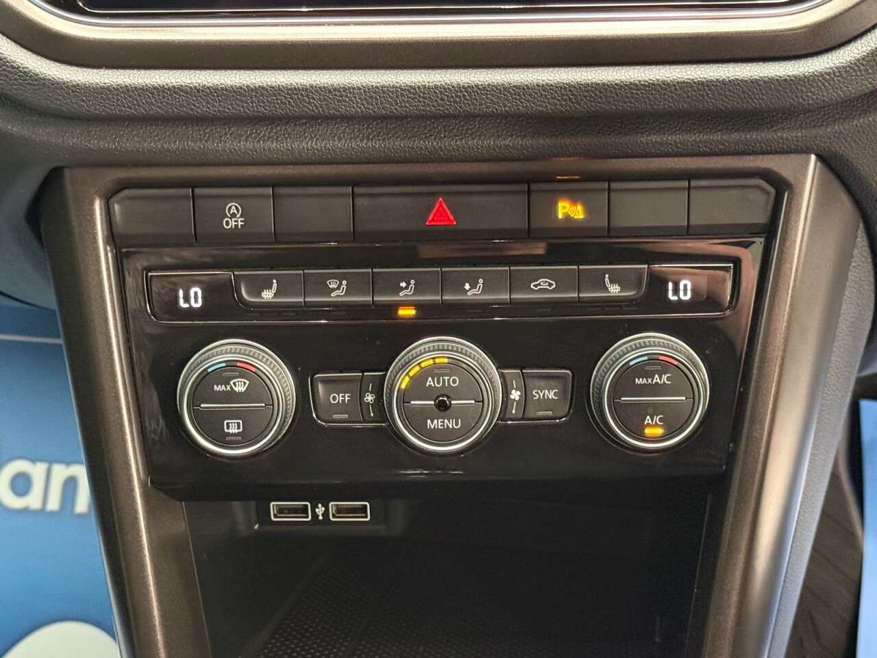 2019 VOLKSWAGEN T-ROC 2019 VOLKSWAGEN T-ROC