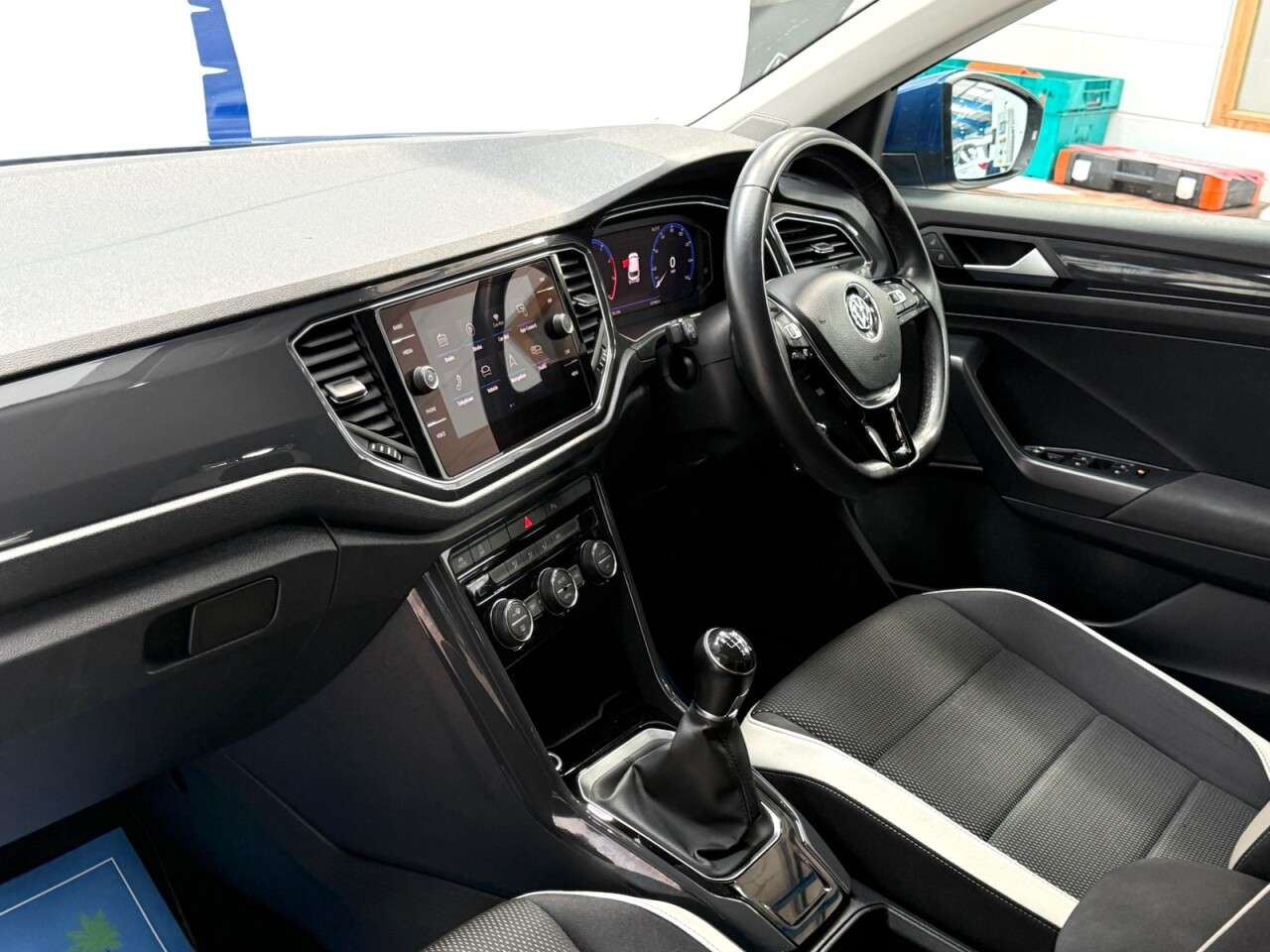 2018 VOLKSWAGEN T-ROC 2018 VOLKSWAGEN T-ROC