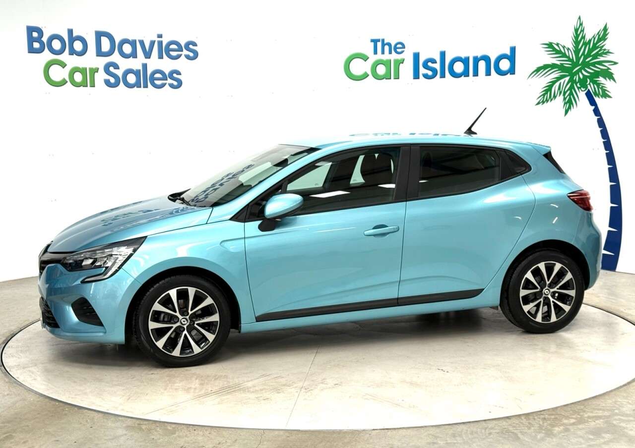 2021 RENAULT CLIO 2021 RENAULT CLIO