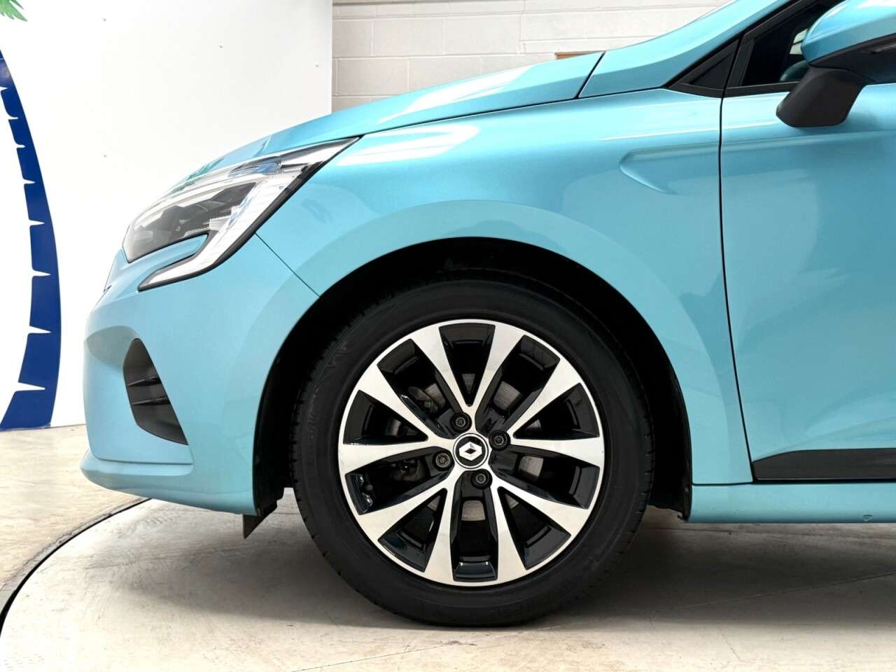 2021 RENAULT CLIO 2021 RENAULT CLIO