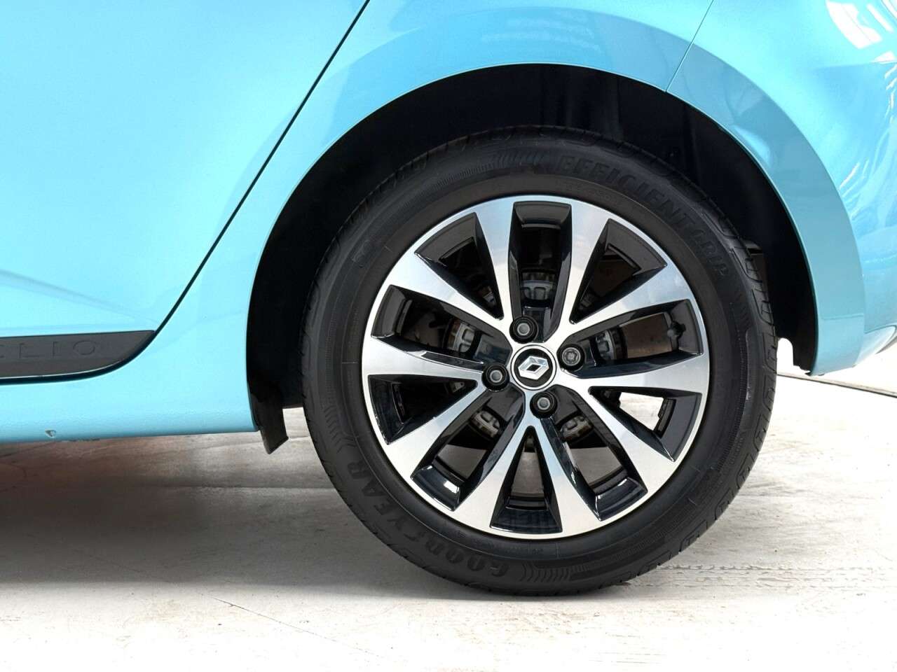 2021 RENAULT CLIO 2021 RENAULT CLIO