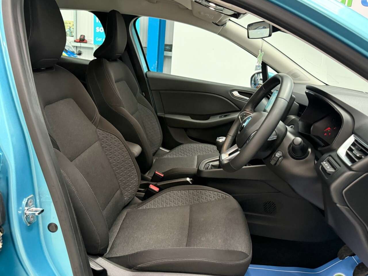 2021 RENAULT CLIO 2021 RENAULT CLIO